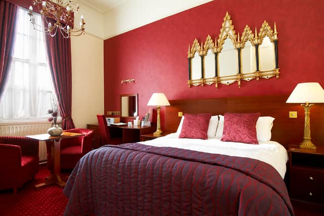 The Queen Classic Family Bedroom