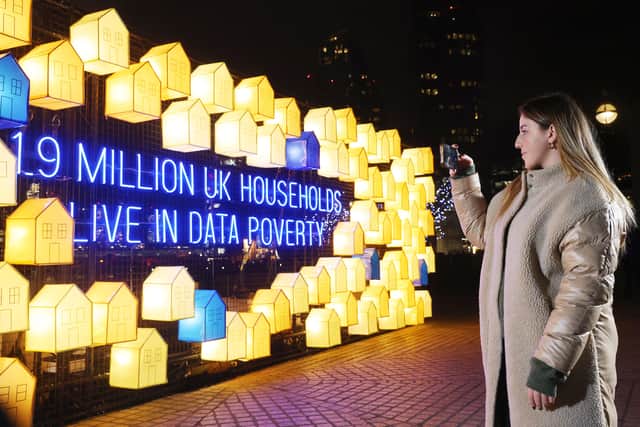 Virgin Media O2 unveils an eye-catching and thought-provoking art installation on London's South Bank