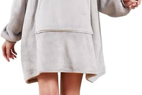 £7.99 gets you TWO of these lovely fleece hoodie blankets