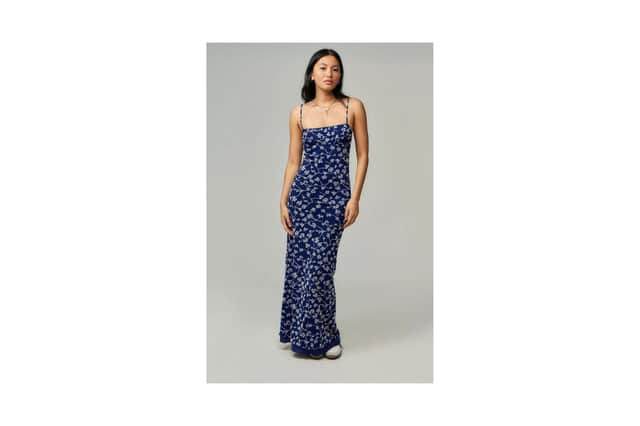 Motel UO Exclusive Darsih Maxi Dress £51