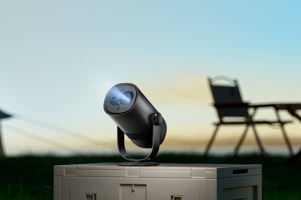 The Dangbei Freedo is completely wireless