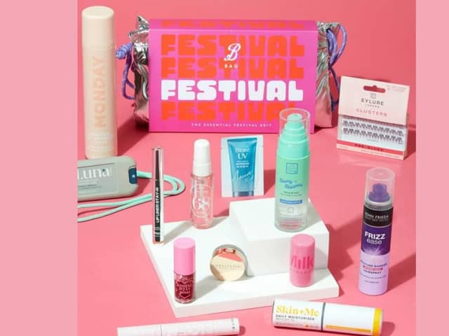 I was shocked by the amount of products included in the Boots Festival Edit Beauty Bag  on offer for £45 