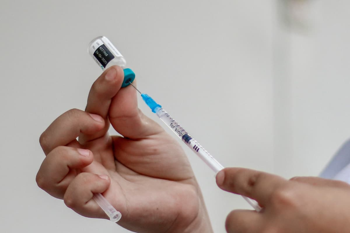 Measles signs and symptoms, is there an outbreak in the UK and can you ...