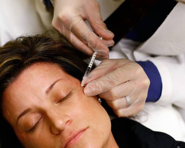 A number of cases of botulism have occurred after people had cosmetic procedures involving botulinum toxin.