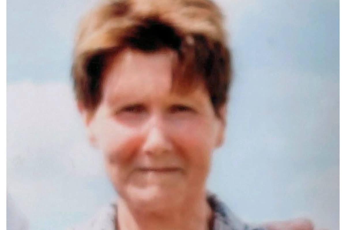 Hubschrauber wird bei dringender Suche nach vermisster Frau aus Doncaster ...