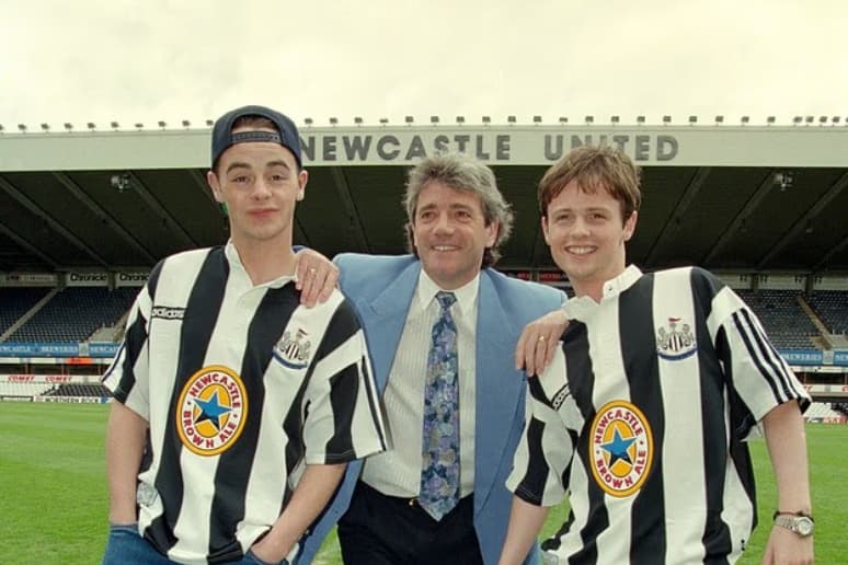 Declan Donnelly breaks down in tears over death of idol Kevin Keegan