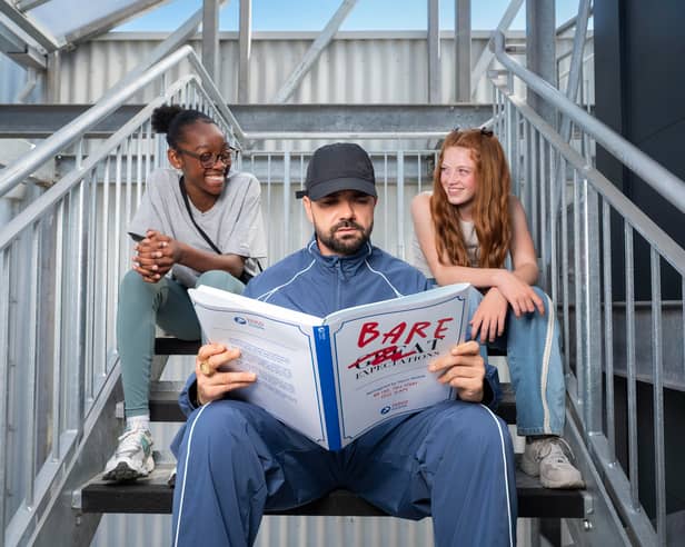 MC Grindah brings Bare Expectations to life
