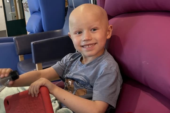 Mutter aus Doncaster läuft den London-Marathon für ihren 4-jährigen Sohn ...