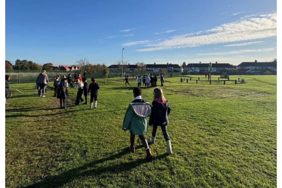 Doncaster pupils' litter pick in aid of hospital garden project