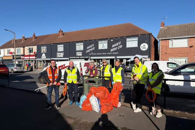 Lee Pitcher joined the litter pick in Rossington.