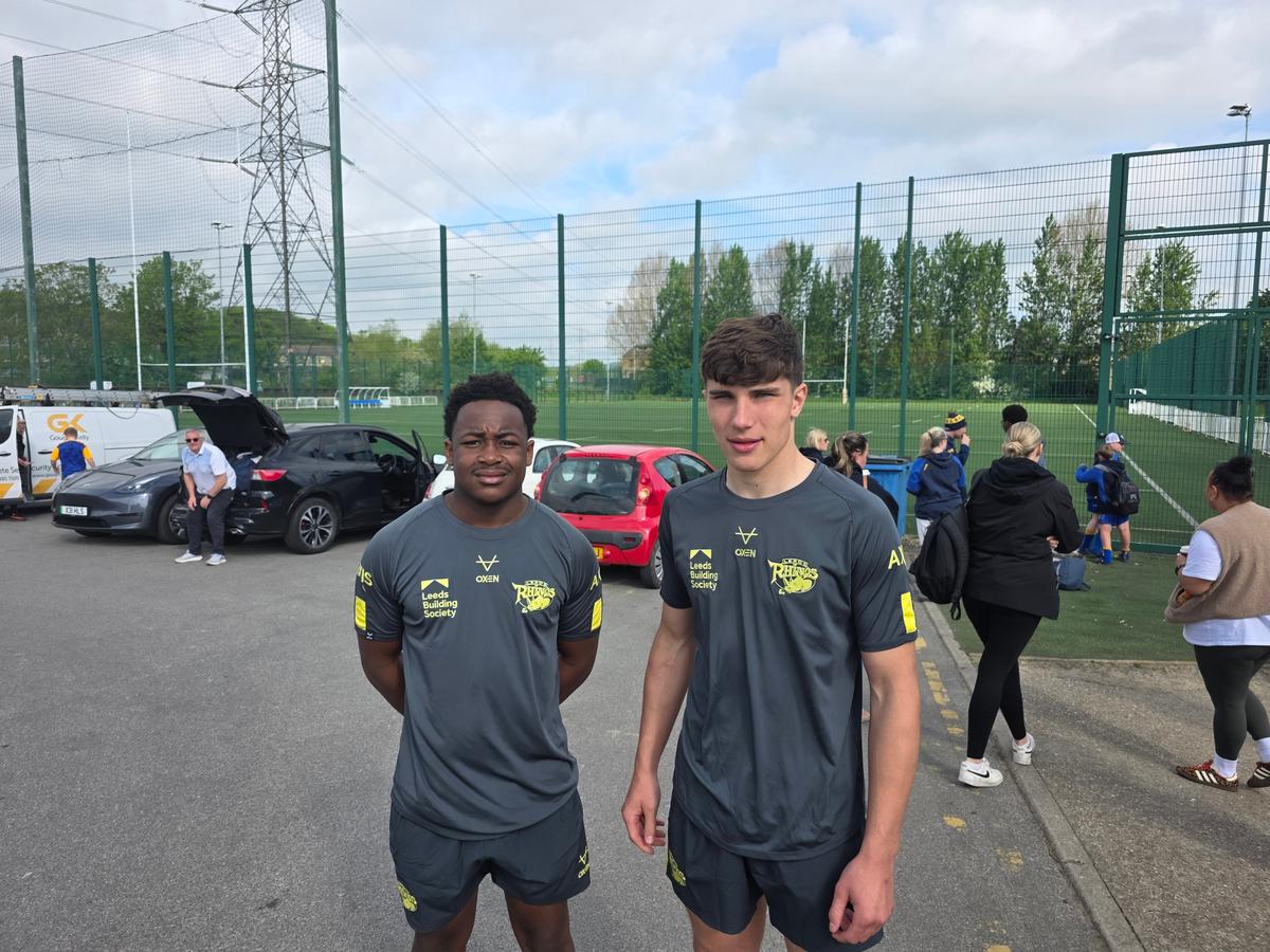 Hill House lads sign for Leeds Rhinos Scholars