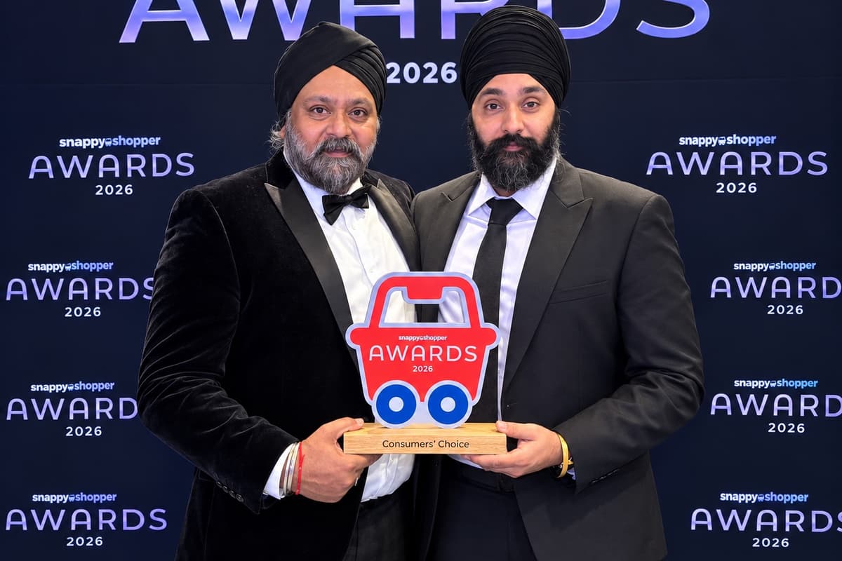 Swaran Mini Market feiert erneuten Gewinn des National Consumer Award