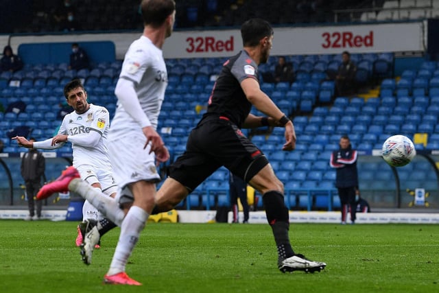Pablo Hernandez then gets on the scoresheet himself after making an impact from the bench at half-time. A fine dummy from Patrick Bamford sees the Spaniard fire home...