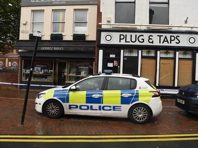 “Furthermore, if you know someone who has come into possession of a large amount of jewellery, or you have today been offered a large amount of jewellery for sale, then call police immediately.”