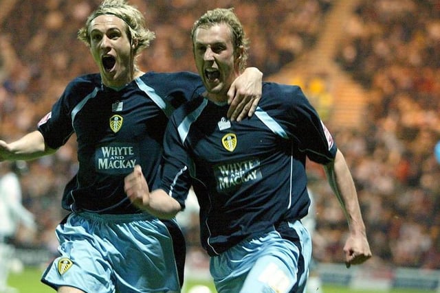 Rob Hulse celebrates with Frazer Richardson. 37-year-old defender Frazer Richardson began his career at Leeds in 2001. He had two spells on loan at Stoke City during his tenure in West Yorkshire, before moving to Charlton on a free transfer in 2009. He then had stints at Southampton, Middlesbrough, Ipswich Town and Rotherham United before retiring at Doncaster Rovers in 2016.
Photo: Varley Photo Agency