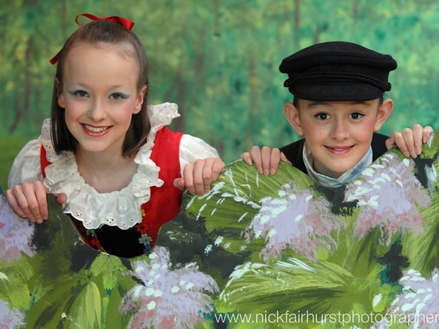 Babes in the Wood, 2009, pantomime at Wigan Little Theatre.