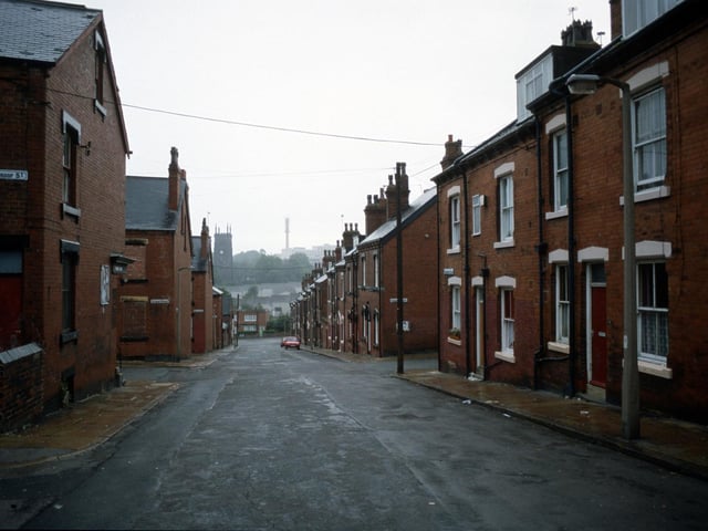Christopher Road towards Woodhouse Street in August 1985. Streets leading off include Back Glossop Street, Glossop Street and Beulah View on the left and Cross Quarry Street on the right.