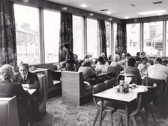 Enjoy these photo memories of Leeds restaurants in the 1980s. How many do you remember?
