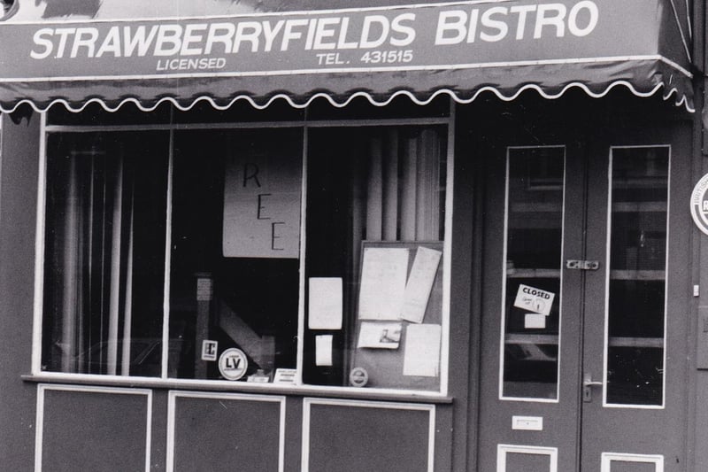 Remember Strawberryfields Bistro on Woodhouse Lane? Pictured in September 1984.