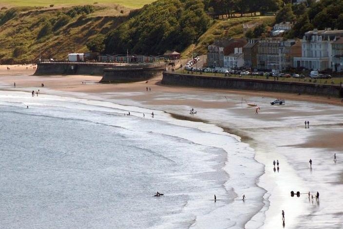 Filey beach is clean and idyllic, with a large stretch of sand, making it the perfect place for a family day out or a dog walk. It is a 1 hour 35 minute drive to the quaint North Yorkshire seaside town. The quickest way is to go via the A64.