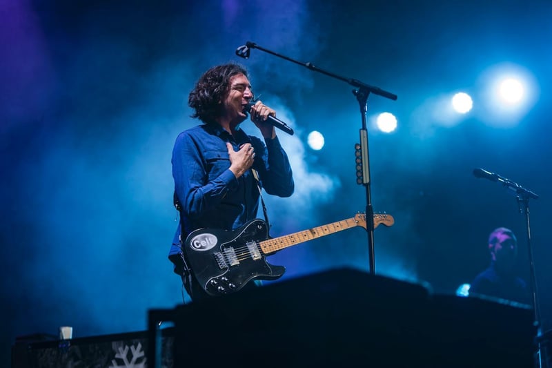 Gary Lightbody gives a moving performance.