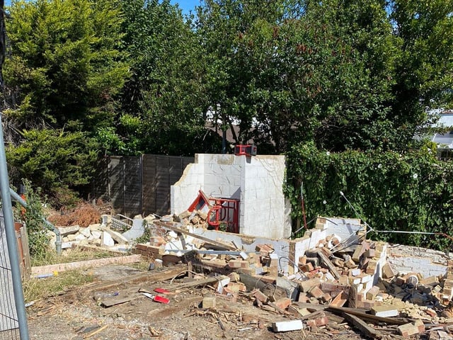 Work is progressing well on the replacement of Woodside Road's old toilet block, in the north-east corner of the ground, and its floodlights