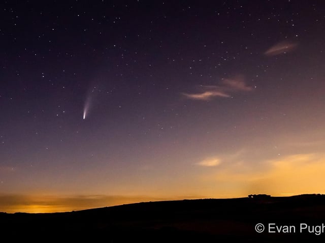 Evan Pugh took this photo from Cissbury Ring