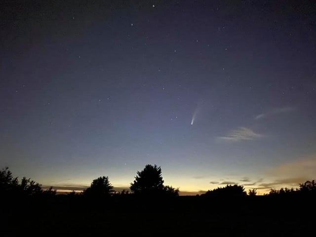 Glen Richardson shared this photo, taken on Highdown Hill in Worthing
