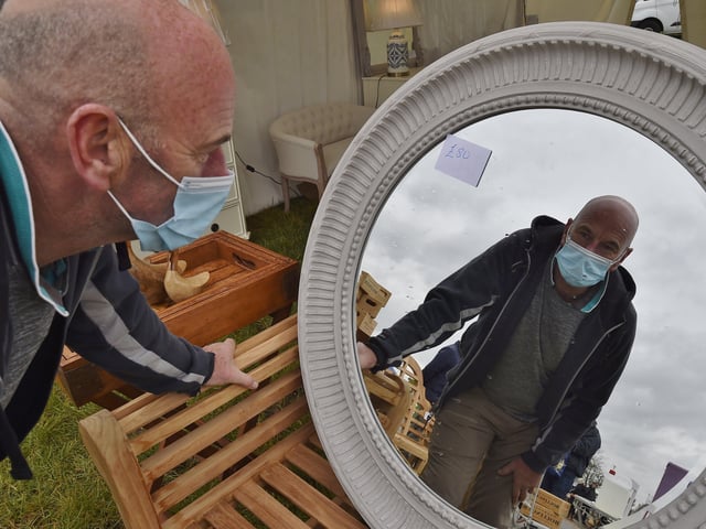 Antiques Fair at the Arena East of England showground. Dealer Ian Freckleton EMN-200210-181443009