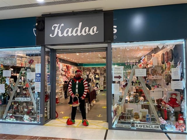 Kadoo had an elf on hand to help shoppers