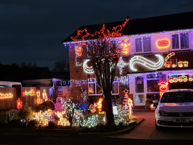 Stephanie Lee decorated her home to raise money for Leverstock Green Residents Association