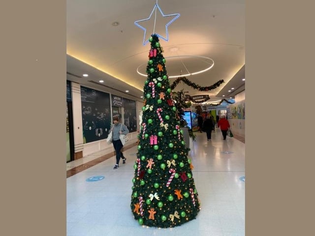 Christmas tree in Hemel Hempsead shopping centre