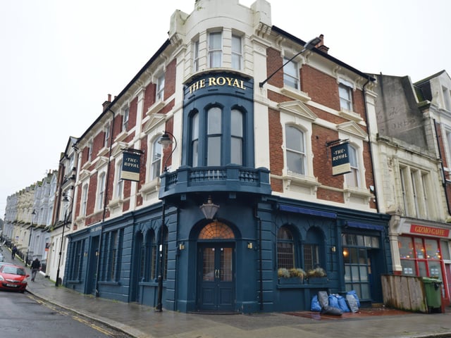 The Royal, St Leonards (Bib Gourmand). SUS-210127-095019001