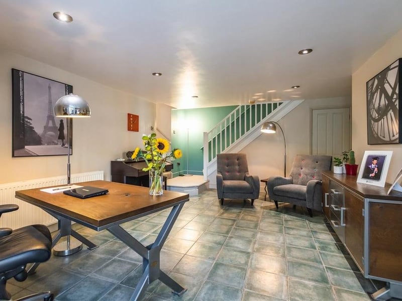 The Granary - on the market with Hurfords at Castor