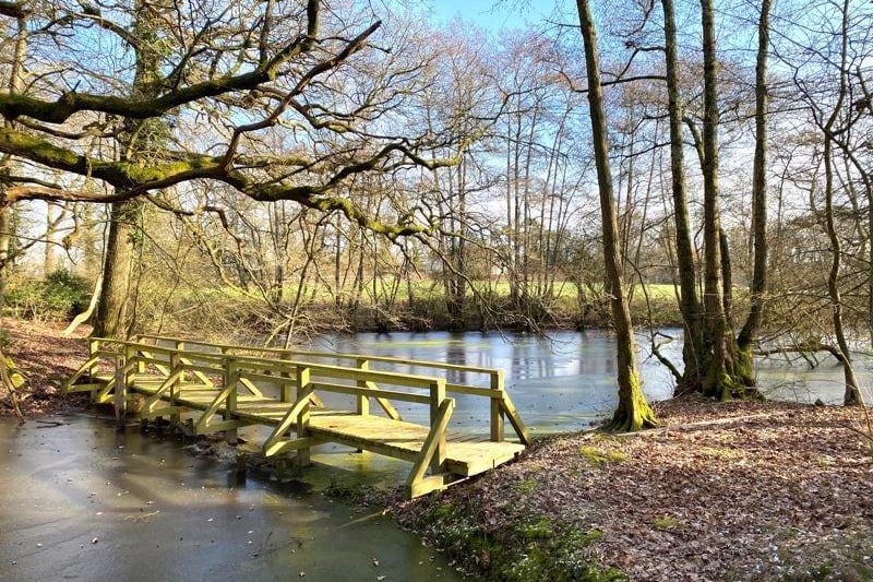 Oh, and in case this wasn’t enough, it’s got its very own pastural land, pond and woodland. Fancy playing Lord and Lady of the manor?