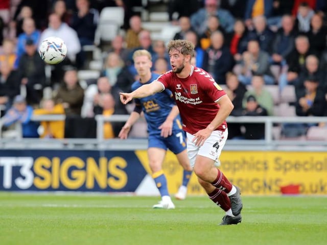 Strangely off the pace in the first-half when his touch was sloppy and too many passes went awry. Did his job defensively though and was better in the second 45 minutes... 6.5