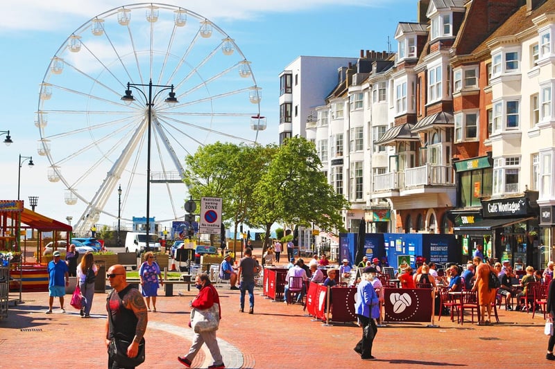 Worthing Pier/Montague Place, Worthing