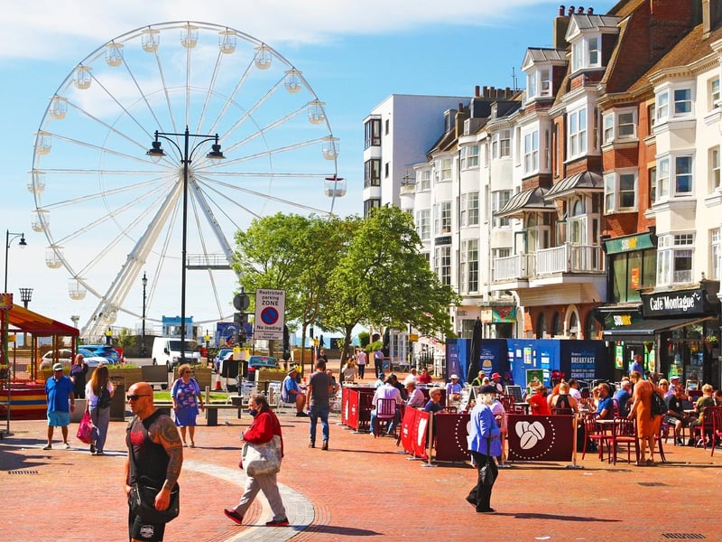 Worthing Pier/Montague Place, Worthing