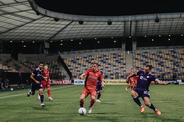 Lyndon Kane leads the charge forward in what was an excellent display by the full back