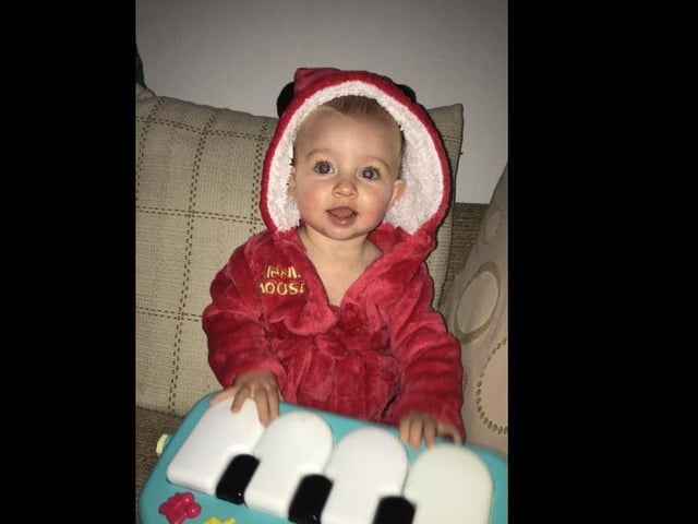 Ann-Marie Appleton - My daughters first Christmas. Faith Houston. Born 11th March 20.