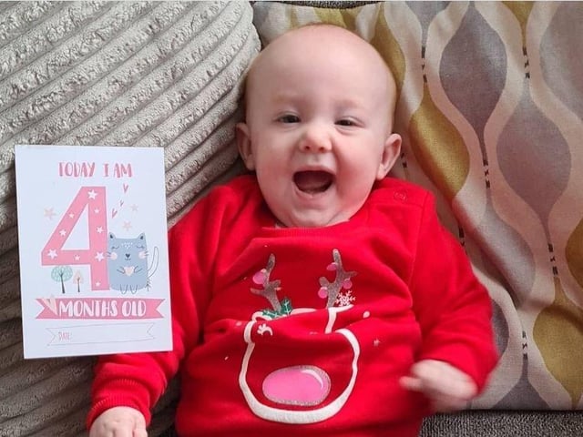 Chloe Donnell - farah Donnell born in August