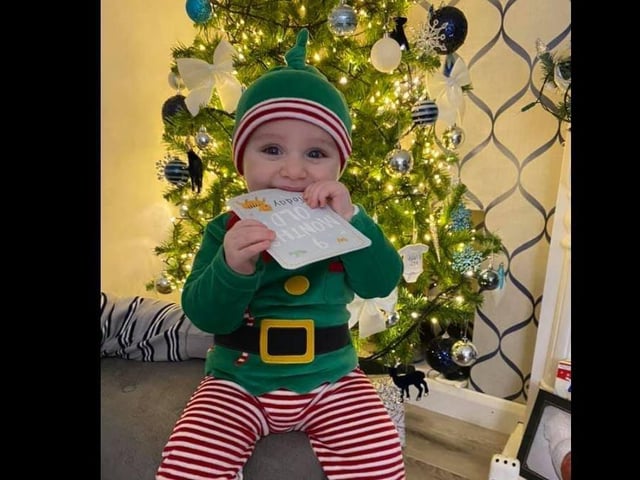 Clara Quigley - Theo Quigley 1st Christmas born March 2020