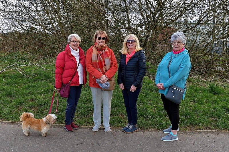 Dog Millie, Marianne Gallagher, Annis Doherty, Geraldine Feeney and Yvonne Gallagher had a family bubble walk around Bay Road Park recently. DER2112GS – 013