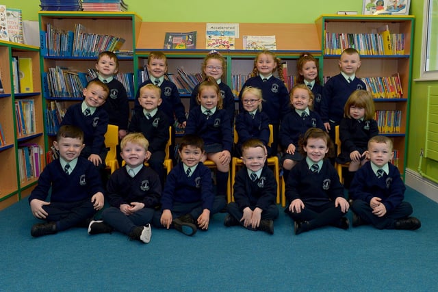 Mrs Henderson’s P1 class at Long Tower Primary School. DER2140GS – 001