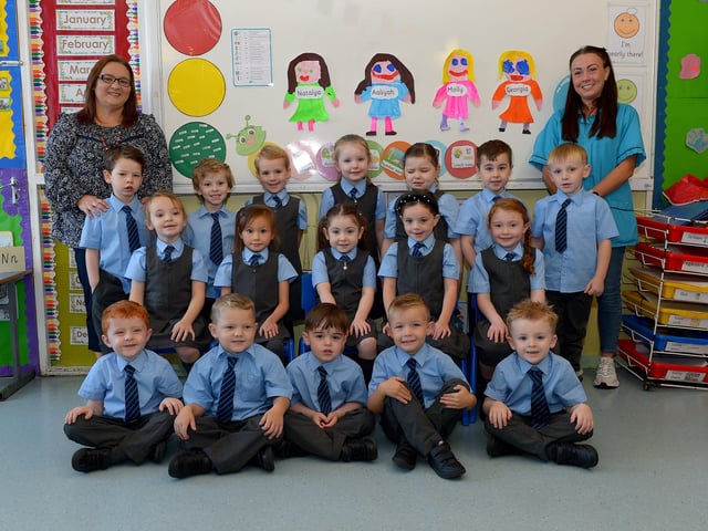 St Anne’s Primary 1 class pictured with Mrs Organ, teacher (on the left) and Mrs McBay teaching assistant. DER2139GS - 013