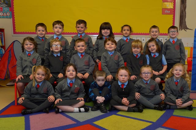 Miss O’Connell’s  St Brigid’s Primary 1 class.  DER2137GS - 011