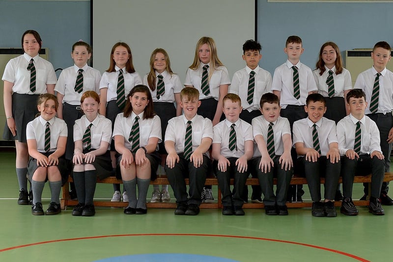 Mrs Gallick’s P7 class at Greenhaw Primary School, Derry. DER2123GS – 062