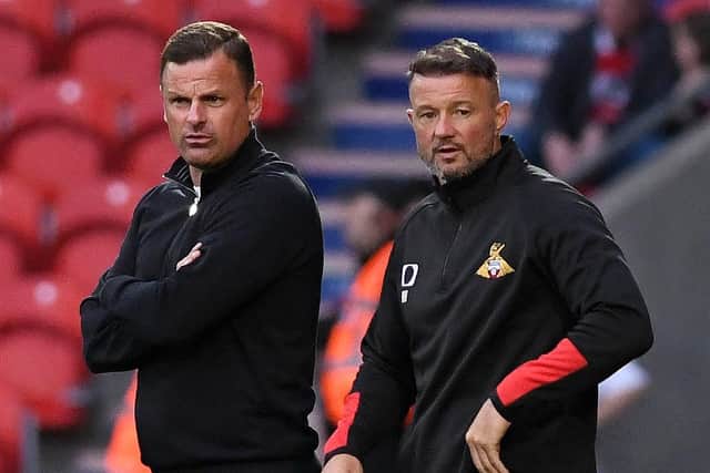 Richie Wellens and Noel Hunt. Photo: Andrew Roe/AHPIX LTD