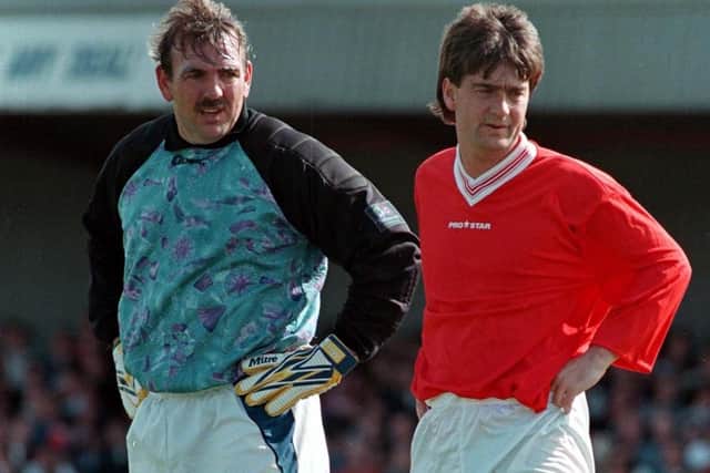 Neville Southall (left) with Ian Snodin in 1998. 