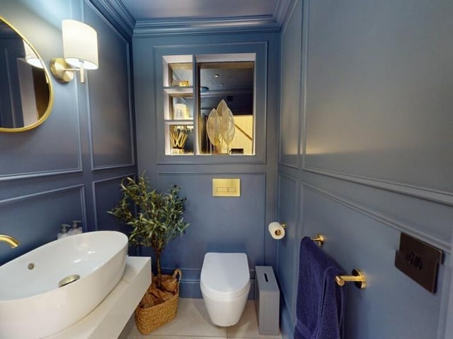 A stylish ground floor w.c..
